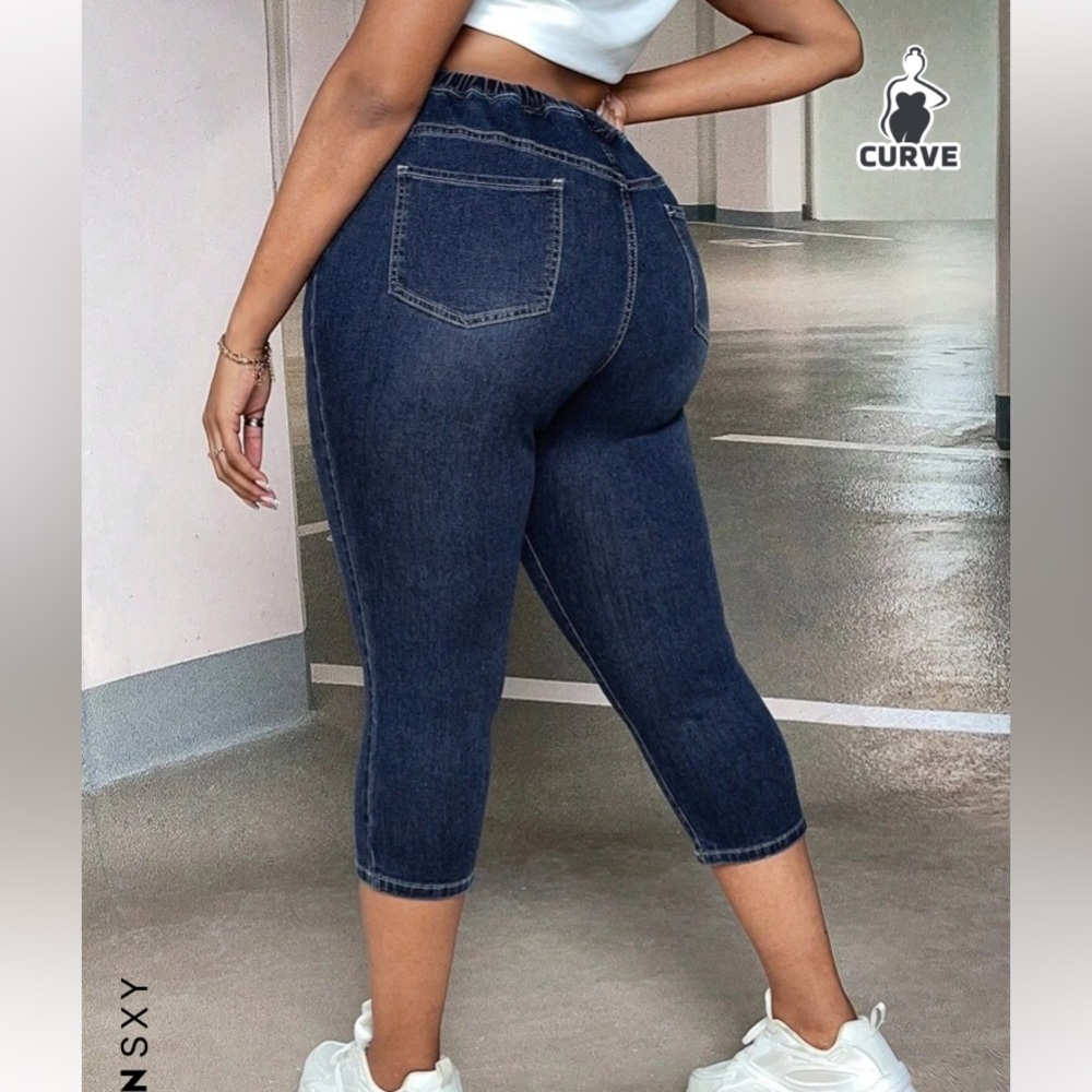 Capris - Picture 3 of 5
